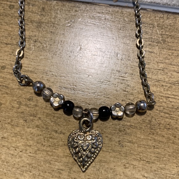 Vintage beaded heart necklace - Picture 3 of 4